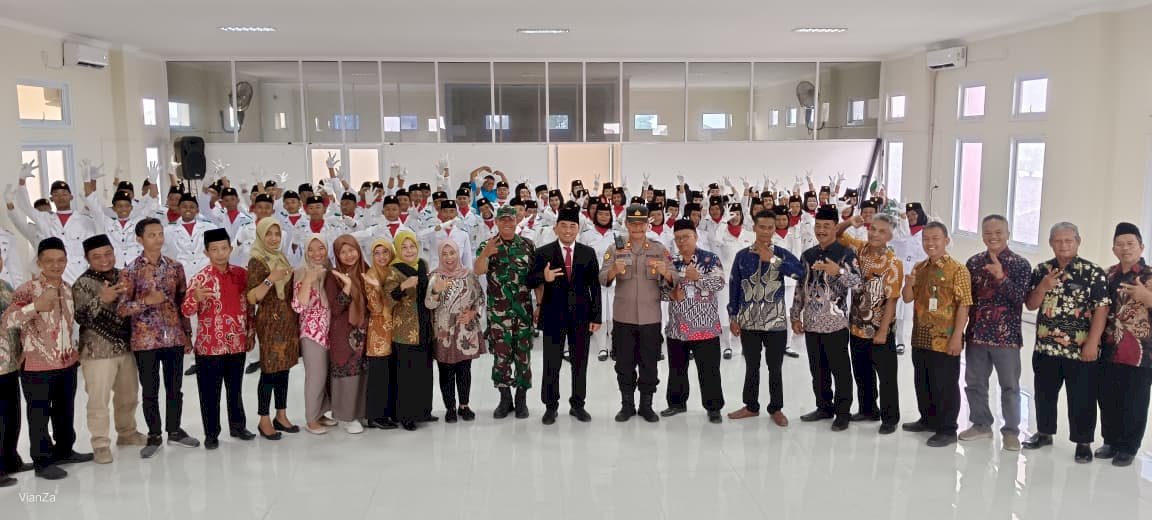 PENGUKUHAN PASKIB TINGKAT KECAMATAN TULUNG TAHUN 2025