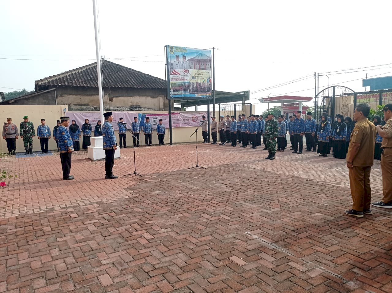 “UPACARA PERINGATAN HARI ULANG TAHUN KORPS PEGAWAI  REPUBLIK  INDONESIA  KE  -  54 TINGKAT KECAMATAN TULUNG KLATEN TAHUN 2025”.