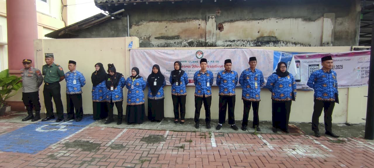 “UPACARA PERINGATAN HARI ULANG TAHUN KORPS PEGAWAI  REPUBLIK  INDONESIA  KE  -  54 TINGKAT KECAMATAN TULUNG KLATEN TAHUN 2025”.